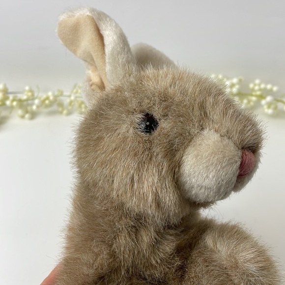 Vintage Bunny Ty 1997 Sandy Blond Bunny Brown Eye & Pink Nose Named Button - Picture 6 of 15